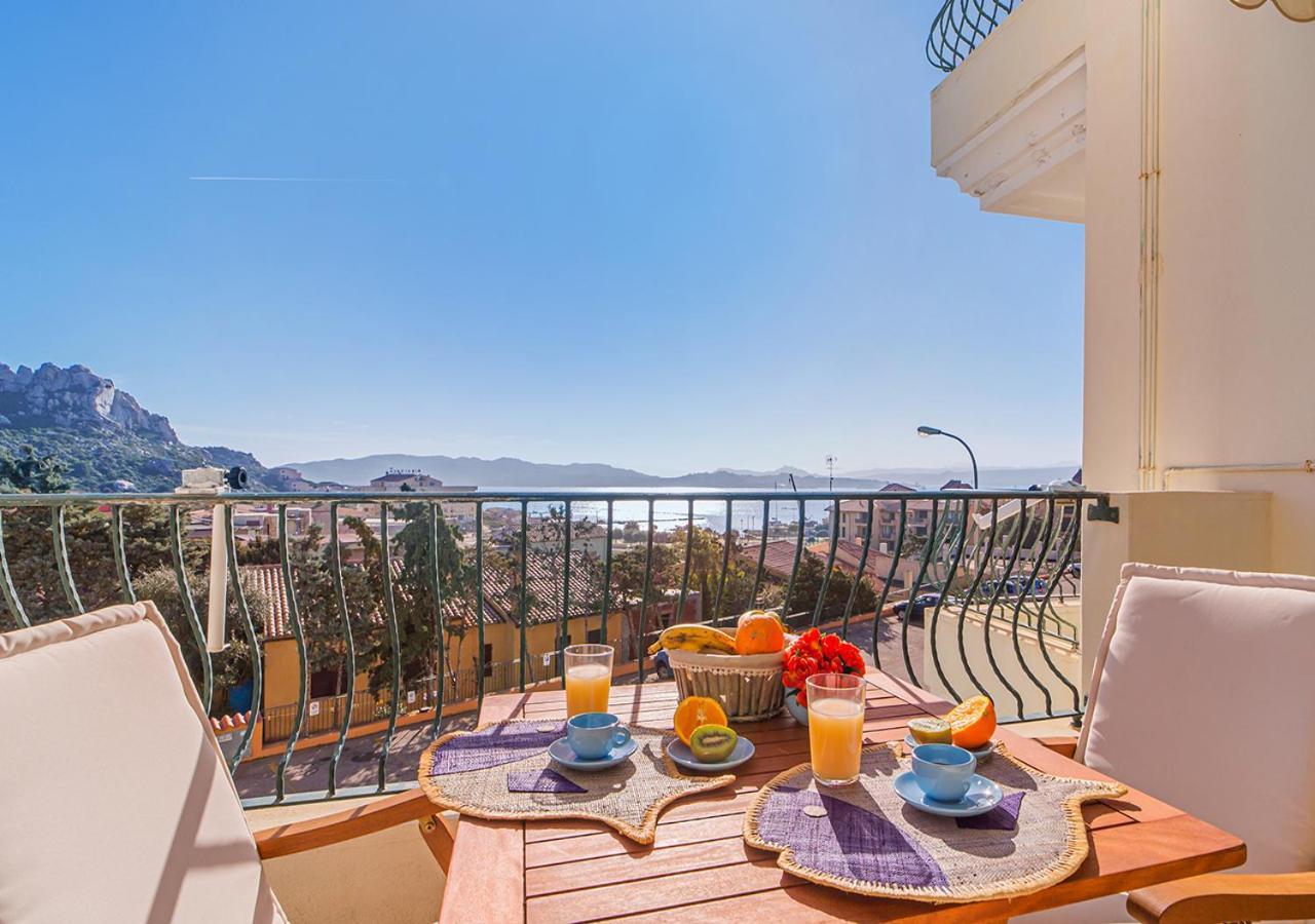 Murphy Holiday Home - Le Residenze Di Padule 02 La Maddalena  Bagian luar foto