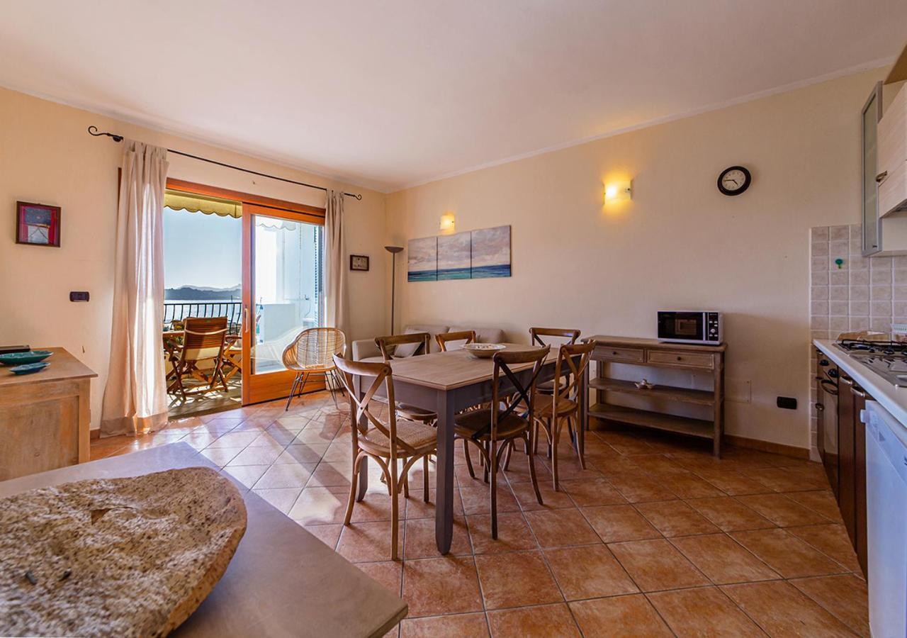 Murphy Holiday Home - Le Residenze Di Padule 02 La Maddalena  Bagian luar foto