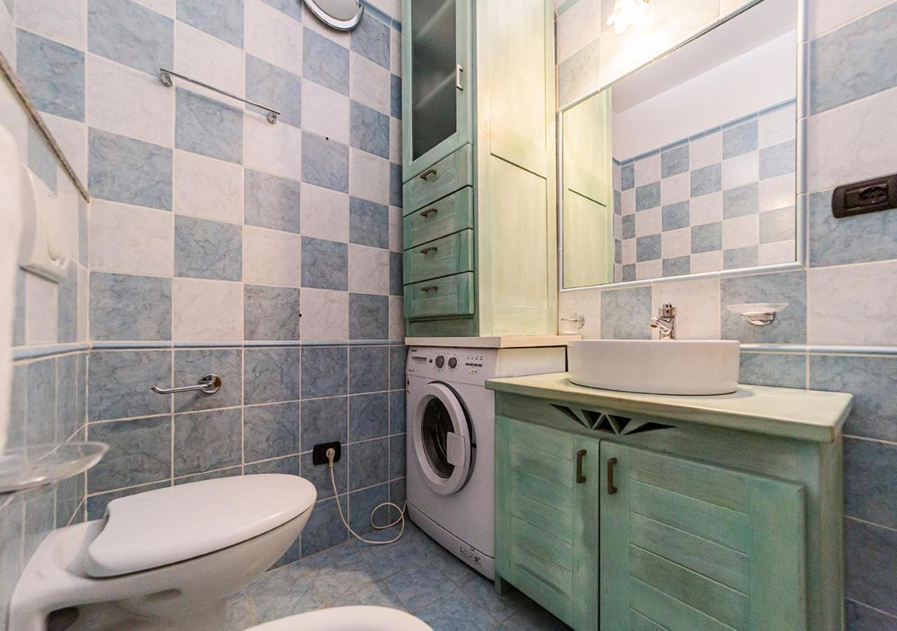 Murphy Holiday Home - Le Residenze Di Padule 02 La Maddalena  Bagian luar foto